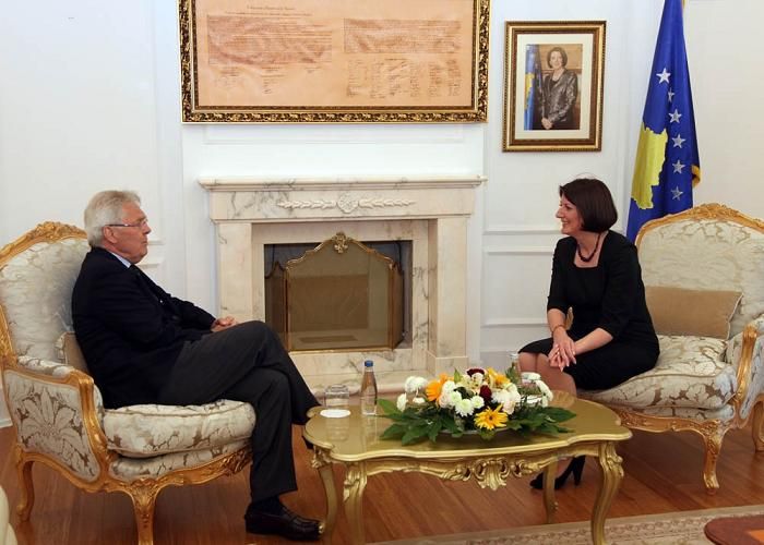 Petersen,  Jahjaga Tarafından Kabul Edildi